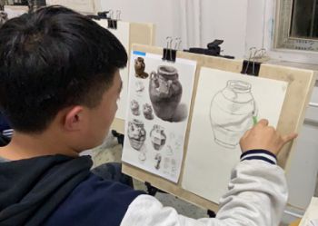 孩子报艺术班，是不是费用很贵？