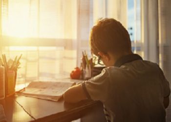 如何保障孩子在职高也能参加高考？