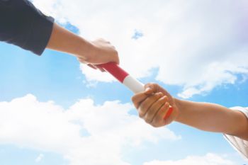 迎面微笑 接力希望 | 陕西北方学校迎面接力比赛