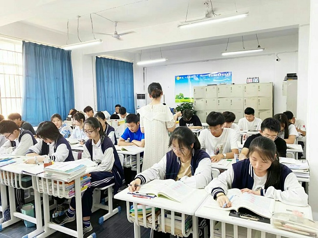 ccfa7ff5bc43376135b3fb7d4966cd5.jpg