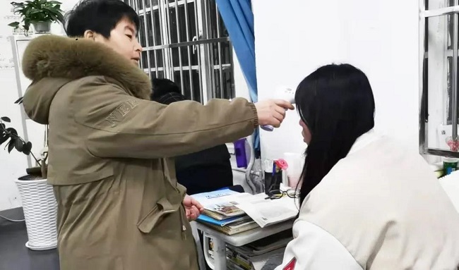 防疫测温_陕西北方工程技术学校