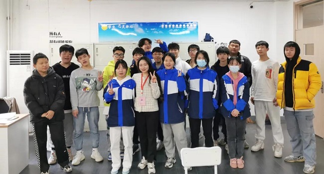 合影_陕西北方工程技术学校