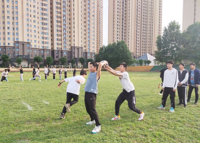 西安职业高中运动会 西安职业高中运动会