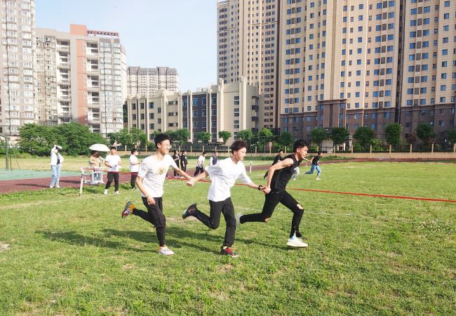 西安职业高中运动会 西安职业高中运动会