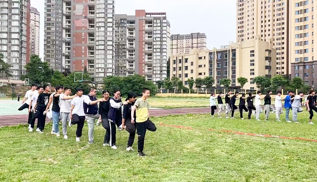 西安职业高中运动会 西安职业高中运动会