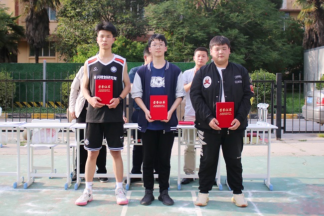 职业高中运动会 职业高中运动会