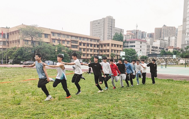 西安职业高中运动会 西安职业高中运动会