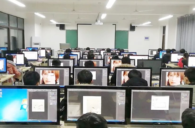 西安职业高中