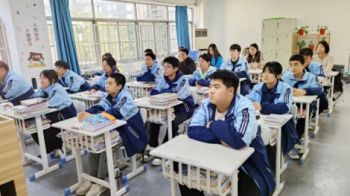 孩子成绩不理想不要过早的进入社会！